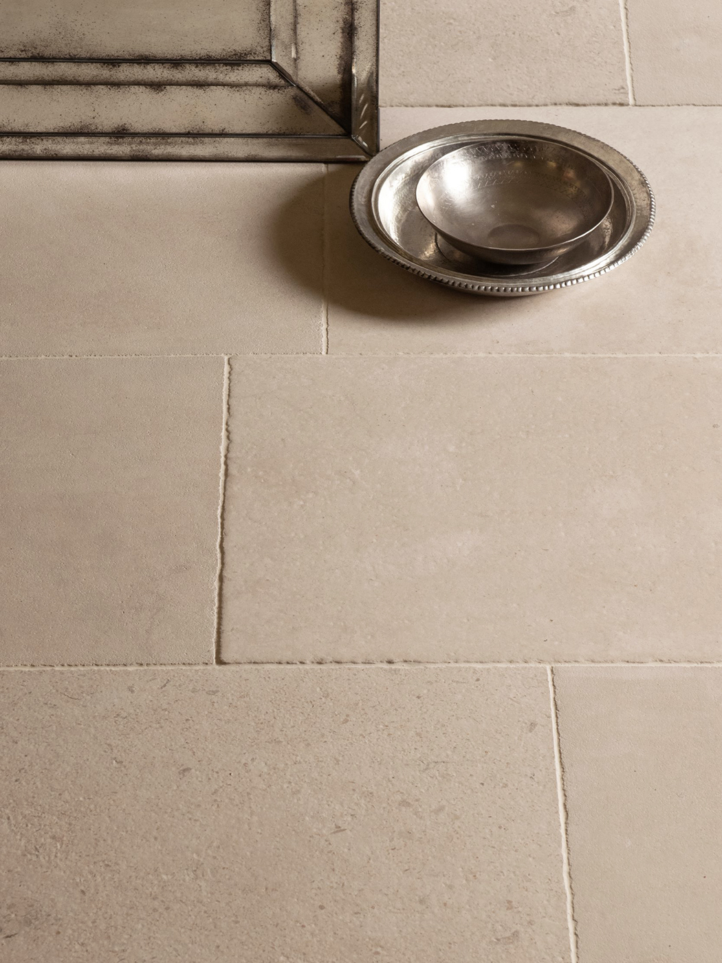Marble Hill White - Image 4